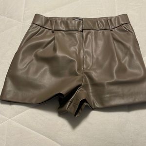 Taupe leather ZARA shorts